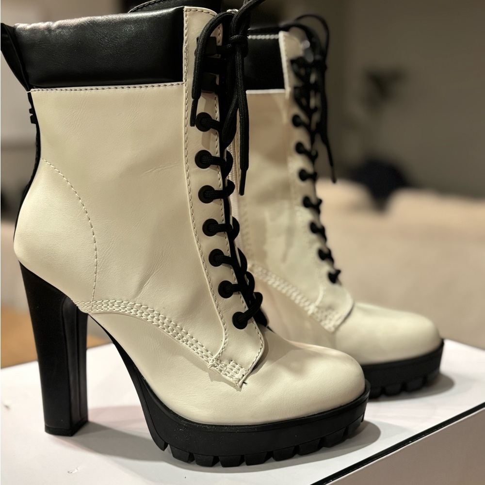 Guess Cream Heeled Boots with Sleek Design